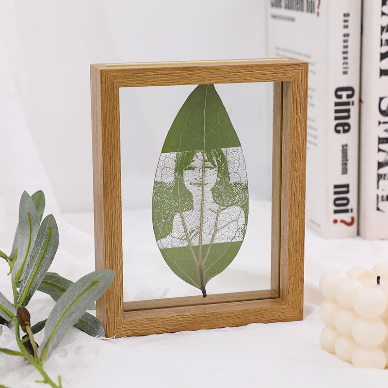 Personalized Leaf Carving Picture